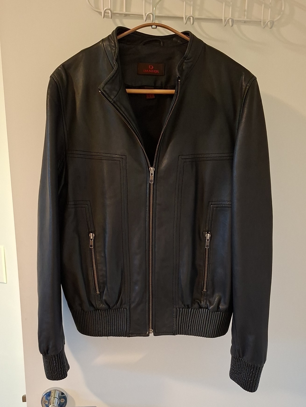 Danier Super Soft/Supple Genuine Leather Black Biker/Moto Bomber Jacket (Size M)